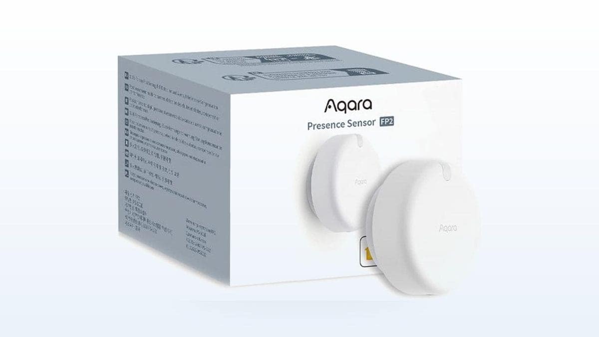 חיישן נוכחות Aqara Presence Sensor FP2 לצד האריזה שלו